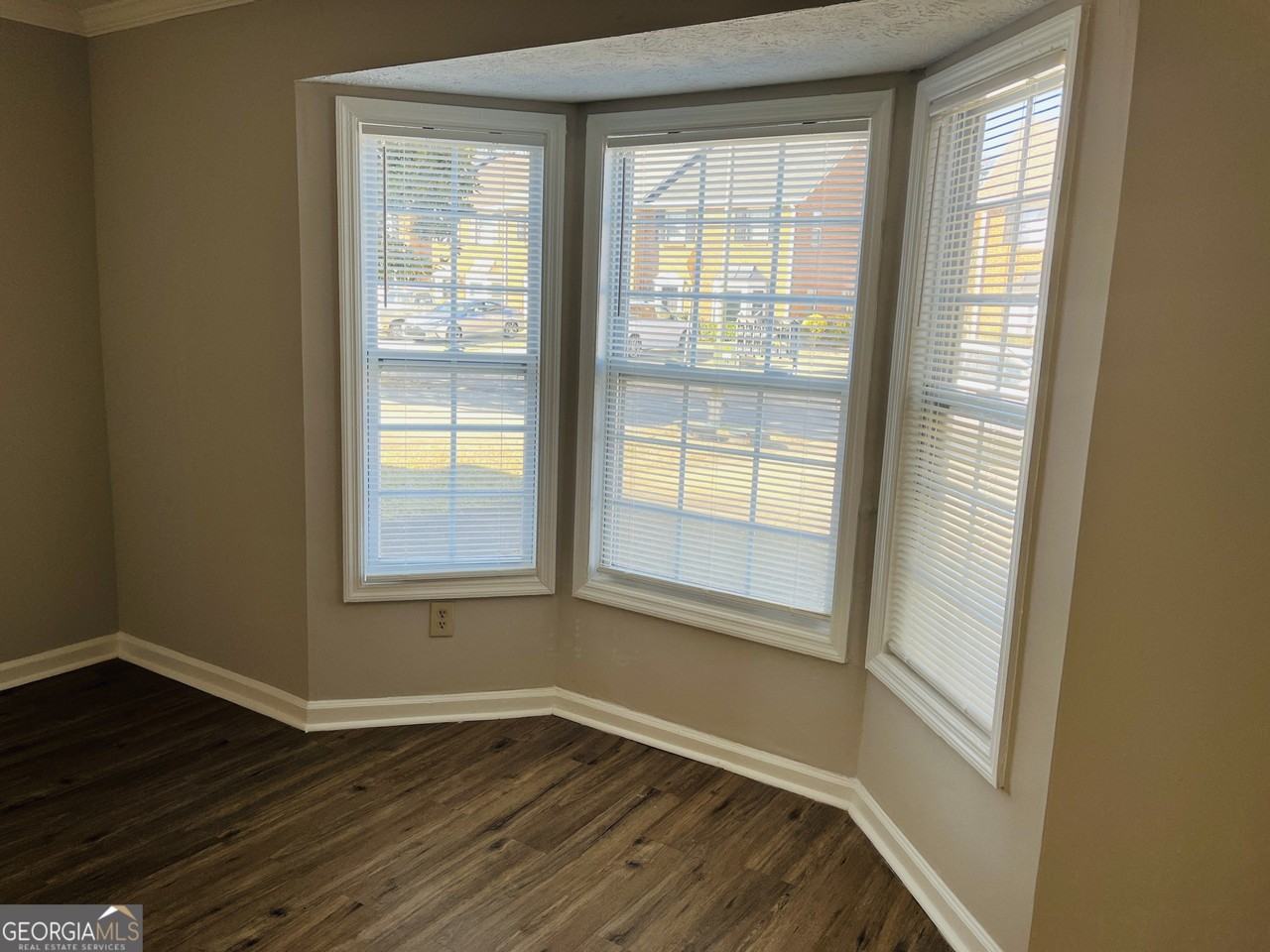 1522 Paces Ferry North Dr Se - Photo 7 of 31