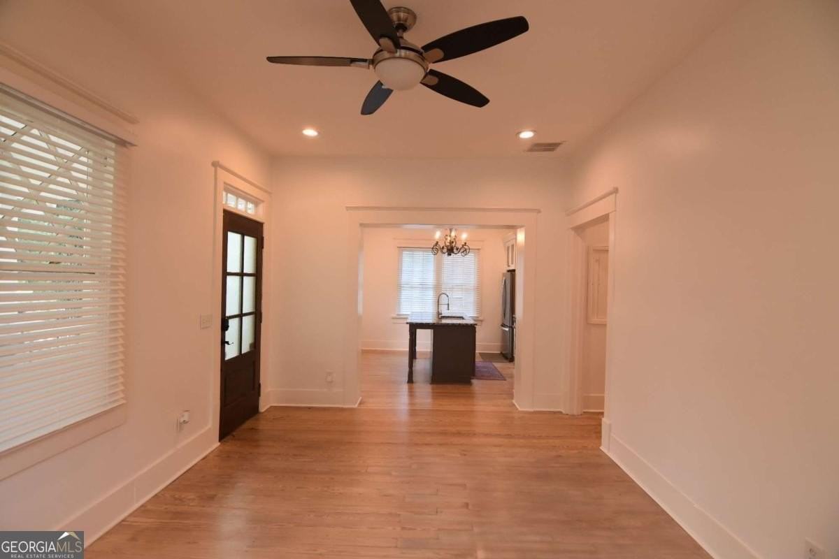 375 Atwood St Sw - Photo 7 of 31