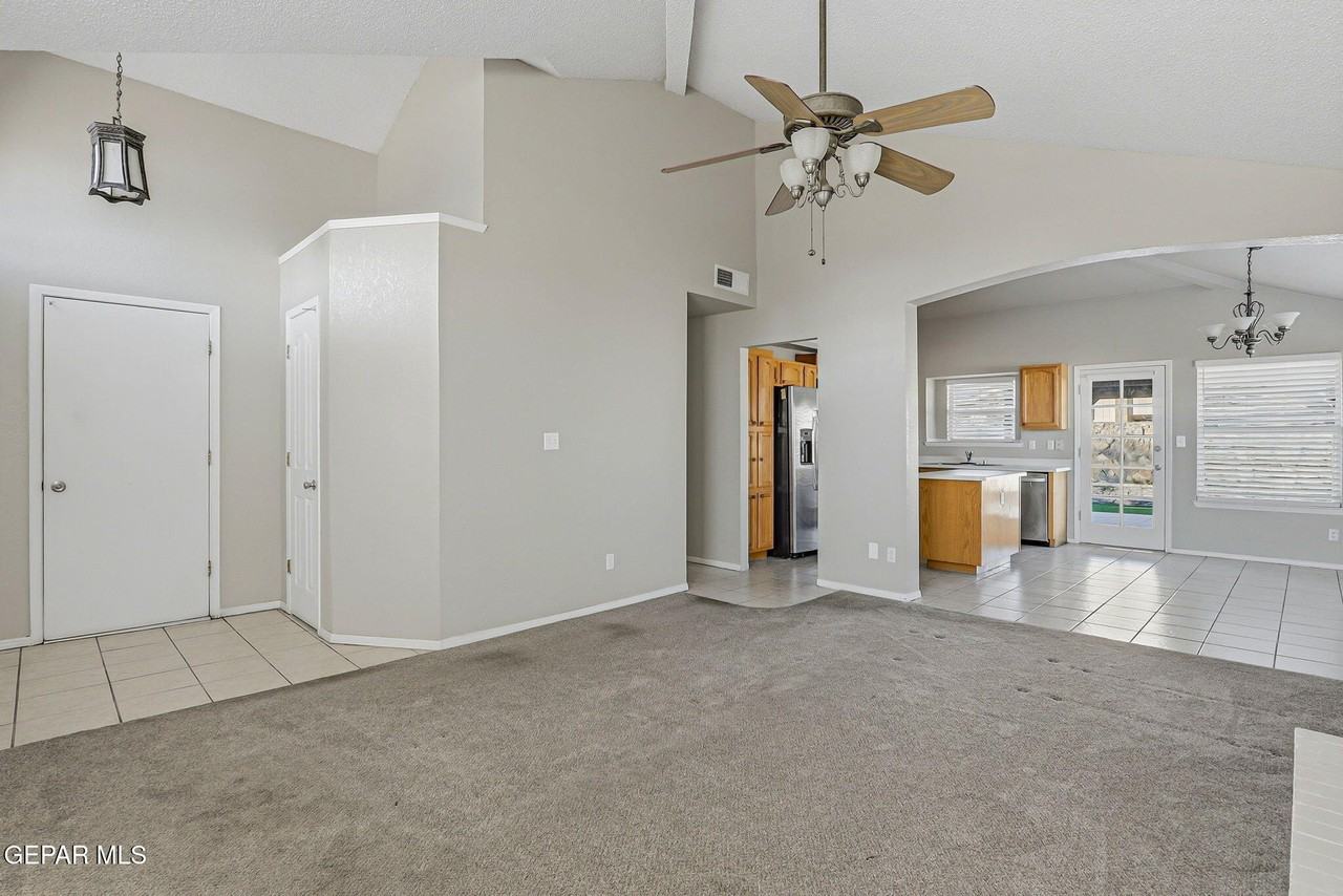 11469 Nettie Rose Cir - Photo 6 of 31