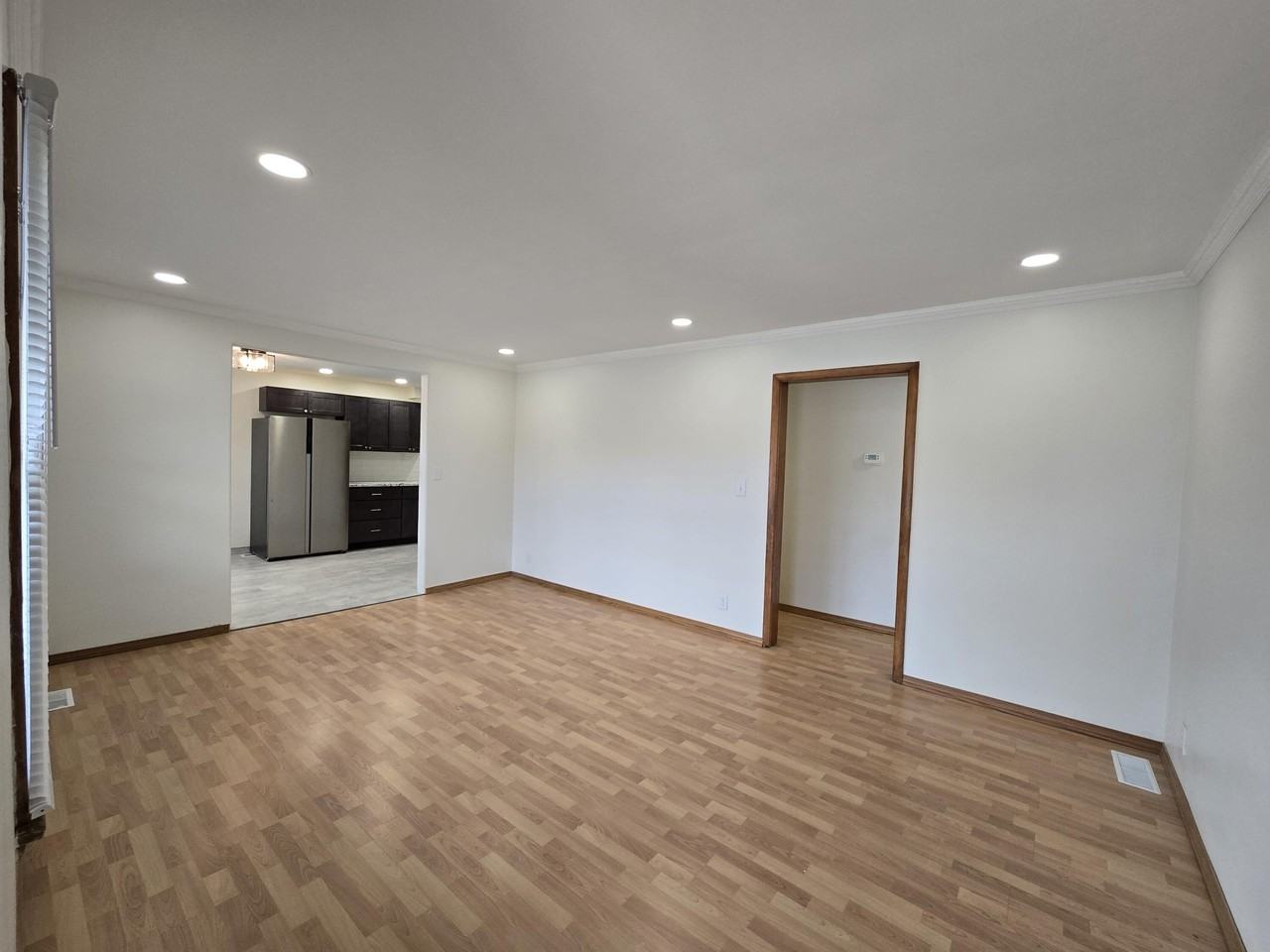 7230 Beech Ave - Photo 5 of 42