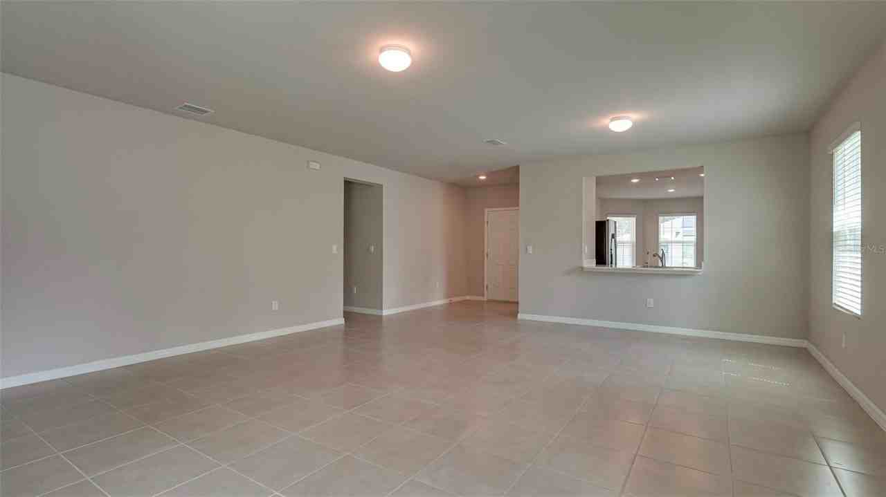 2261 Barrister St - Photo 2 of 8