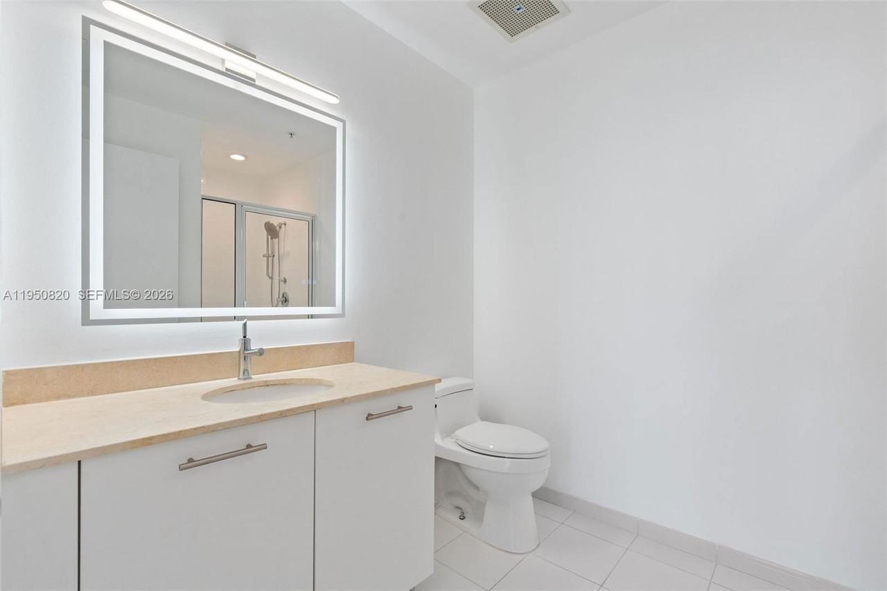 3470 E Coast Ave - Photo 4 of 8