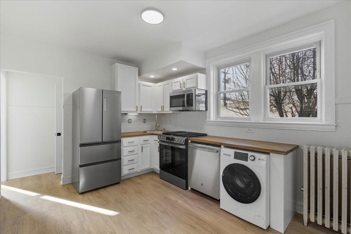 3214 N Linder Ave #1 - Photo 2 of 8