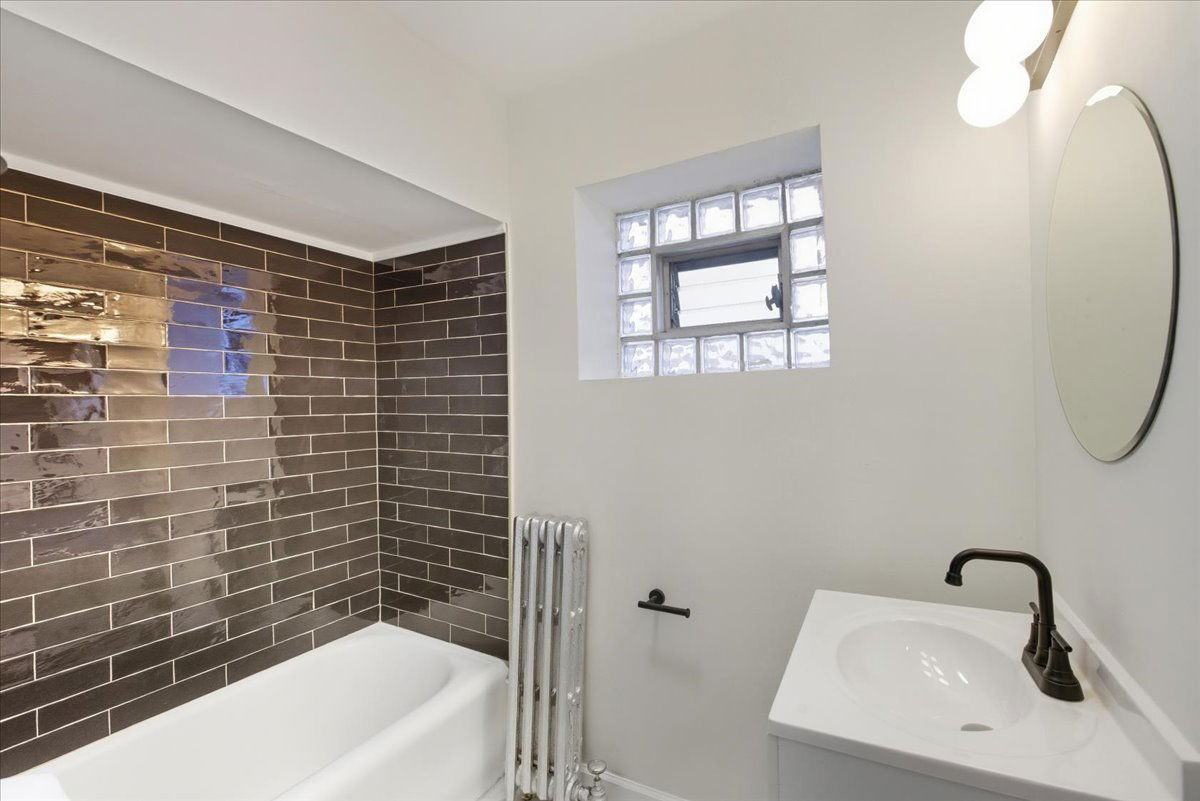 3214 N Linder Ave #1 - Photo 7 of 8