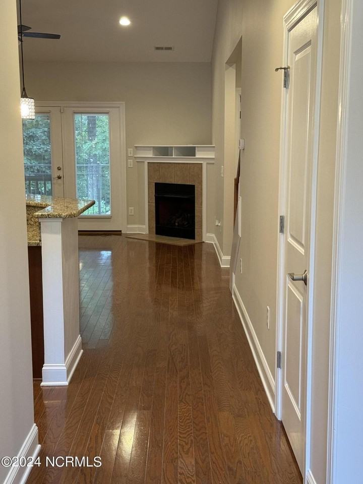 15 Elk Ridge Ln - Photo 2 of 27