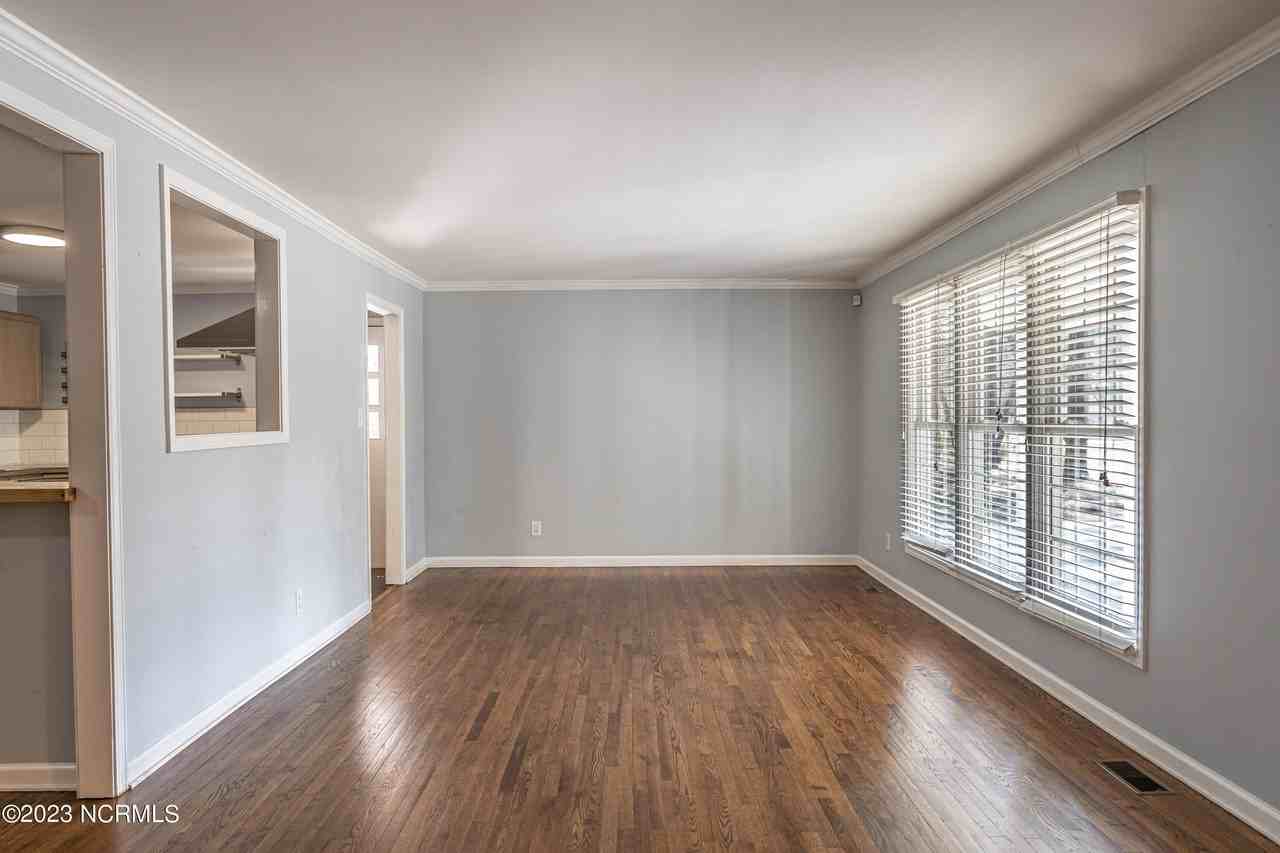 1573 W Pennsylvania Avenue Ext - Photo 4 of 50