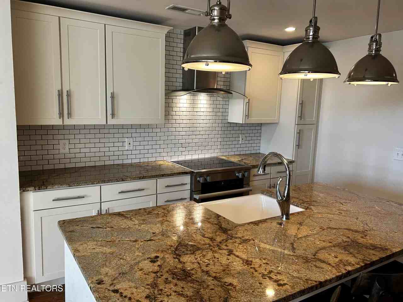 211 Mews Way - Photo 7 of 28