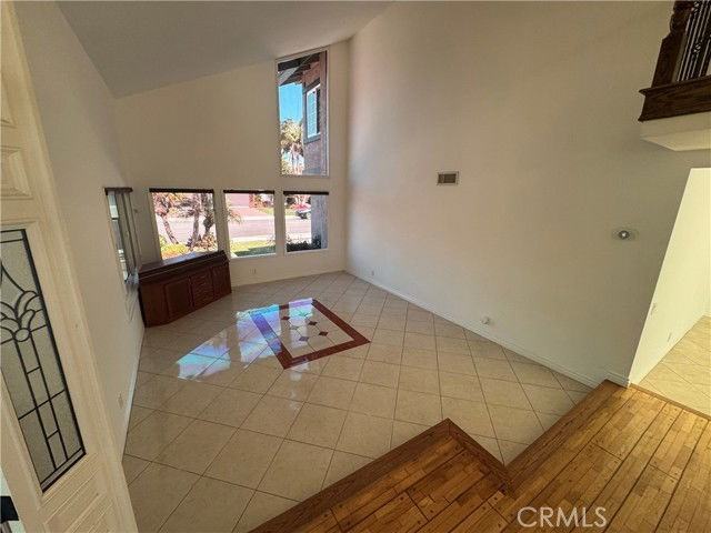 21041 Shaw Ln - Photo 4 of 8