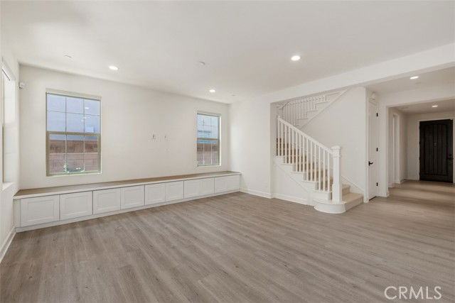 116 Windswept - Photo 3 of 8