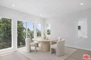 2115 Beachwood Ter - Photo 7 of 8