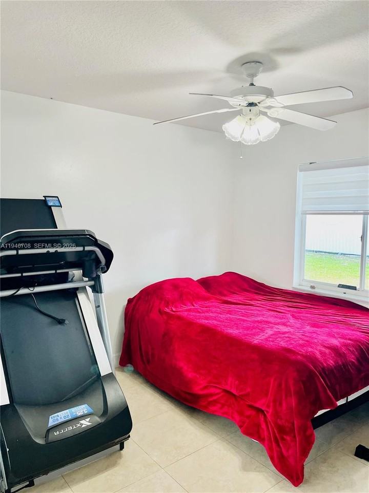 14742 Sw 176th Ter - Photo 7 of 8