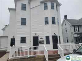 featured image of 2006 Washington Ave Apt 5 #5