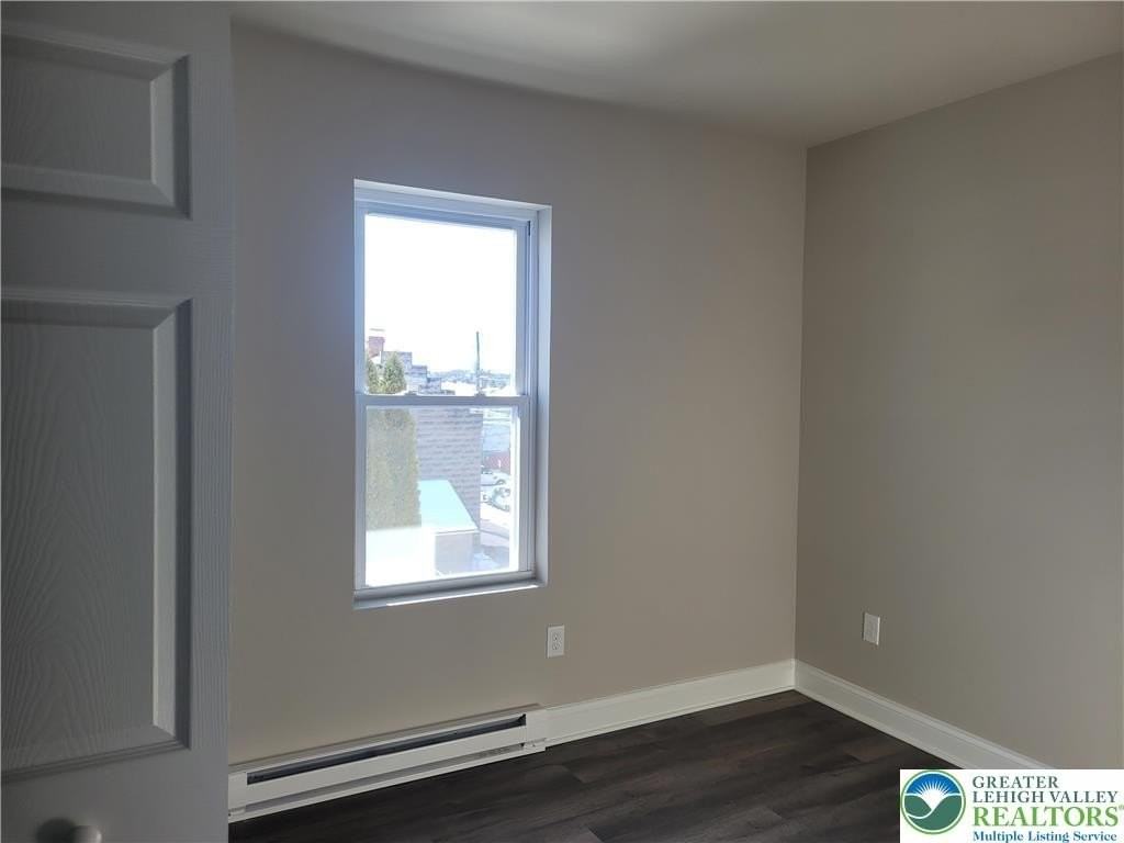 2006 Washington Ave Apt 5 #5 - Photo 5 of 8