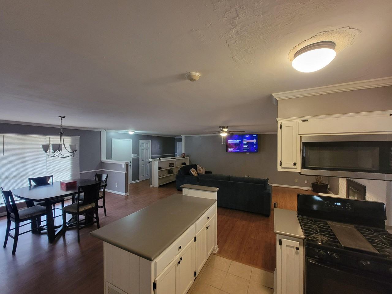 Pamela Ln - Photo 6 of 17