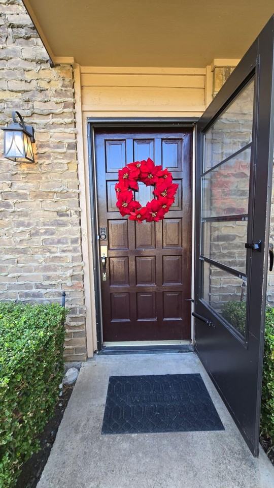 Preston Oaks Rd - Photo 3 of 12