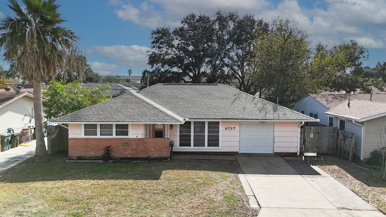 6717 Fairway Dr #SF