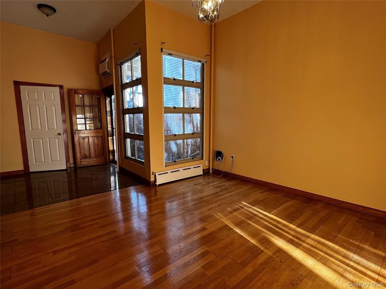 516 Woodward Ave - Photo 2 of 13