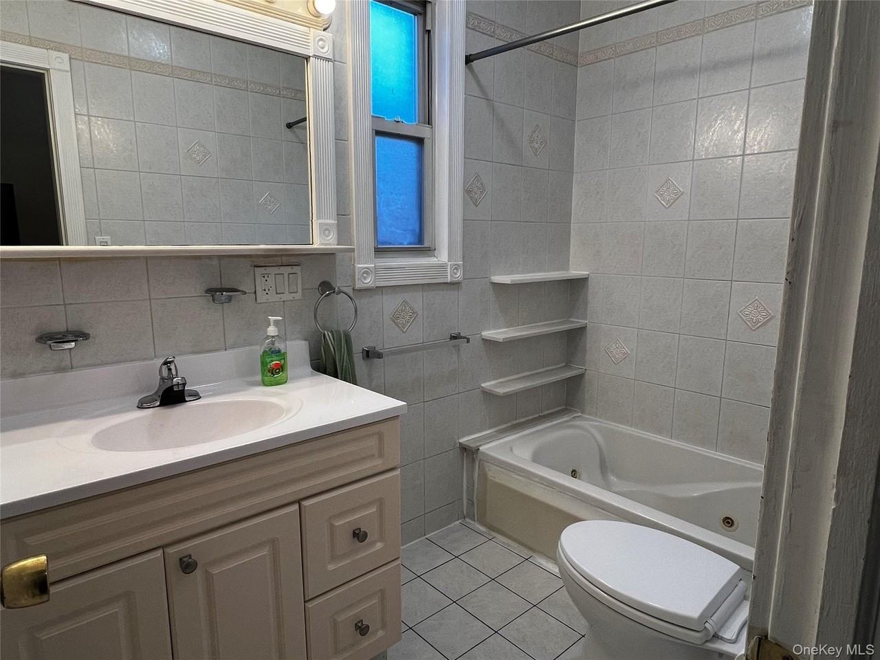 516 Woodward Ave - Photo 5 of 13