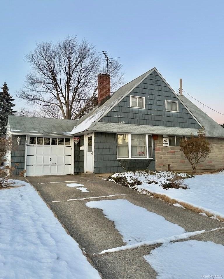 107 Ball Park Ln - Photo 2 of 25