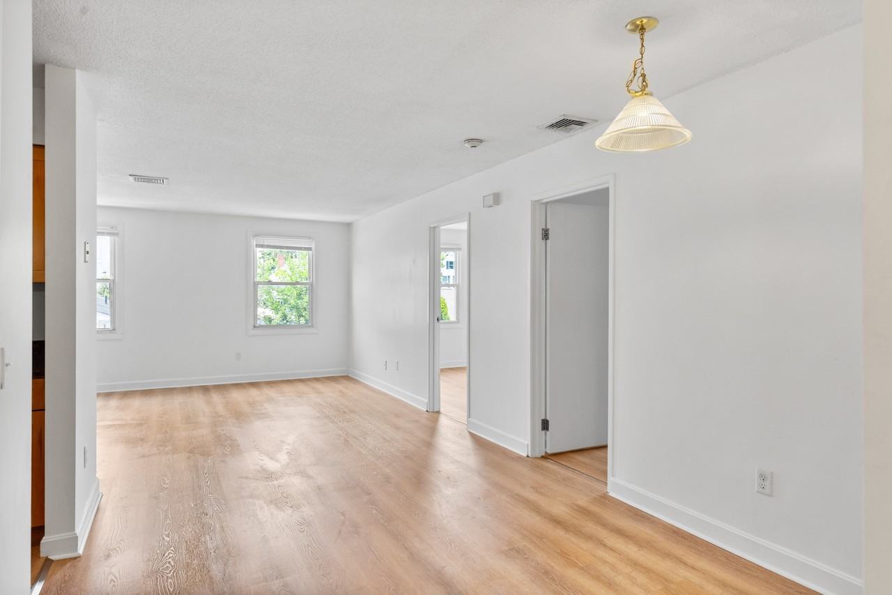 497 Broadway - 202 #202 - Photo 6 of 10