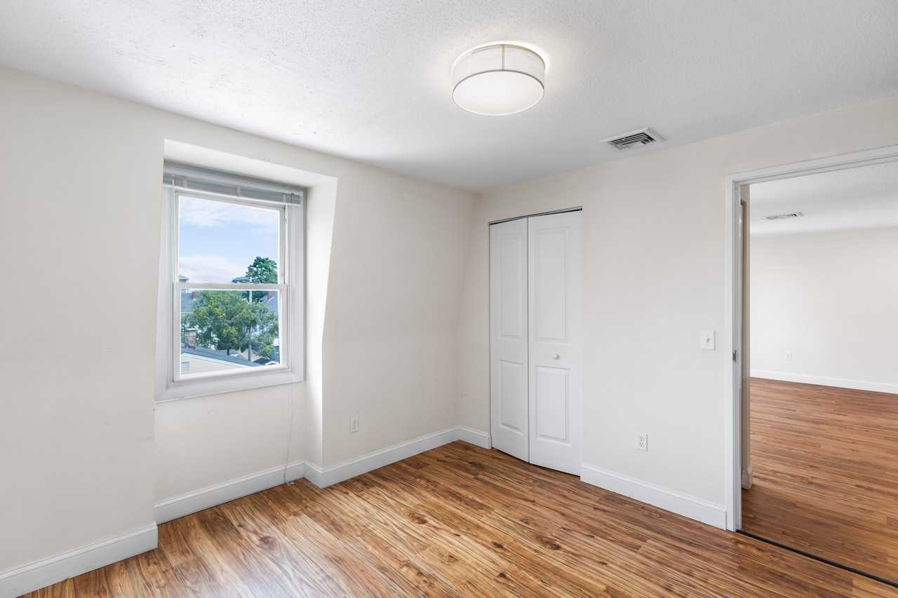 497 Broadway - 303 #303 - Photo 5 of 7