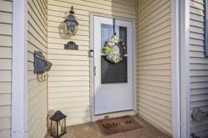 featured image of 316 Middlewood Rd