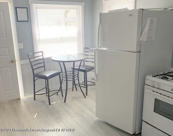 103 16th Ave - Photo 4 of 9