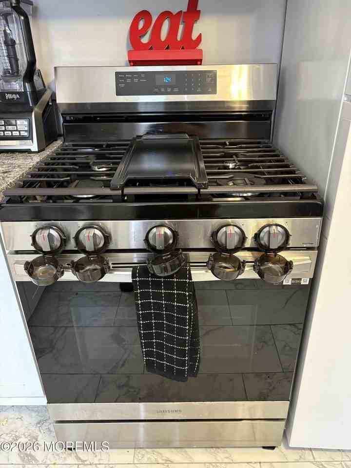 16 Laurel Pl Unit A #A - Photo 3 of 21