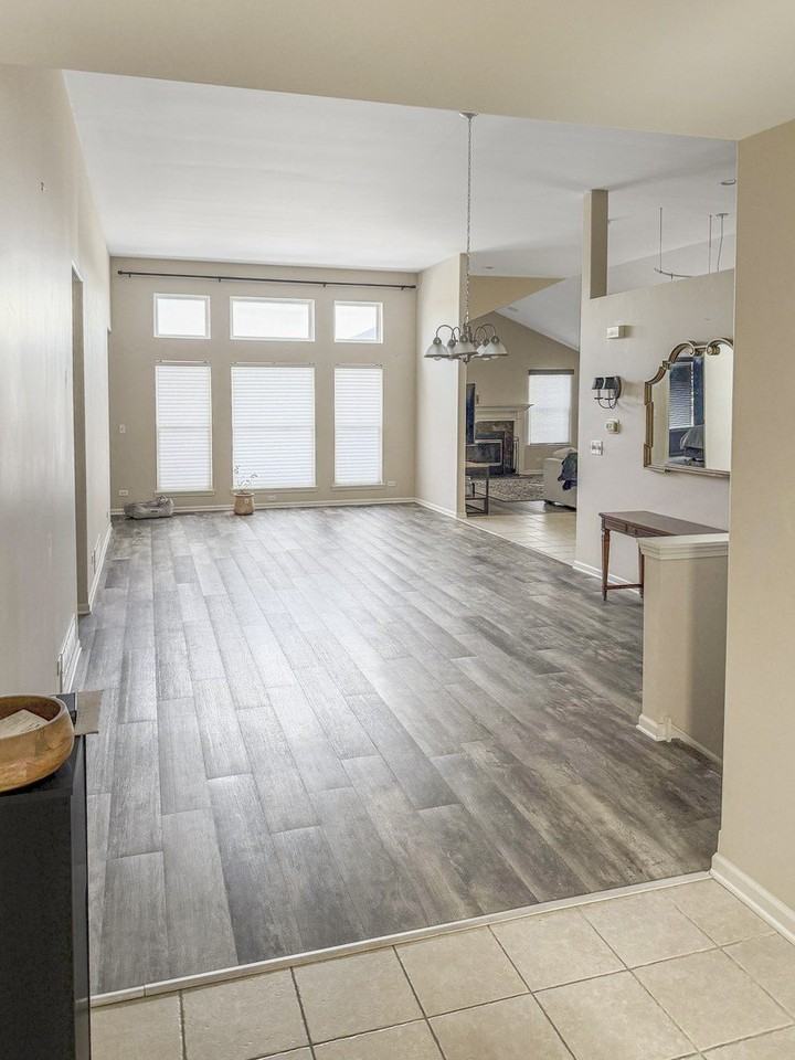 1387 Prescott Dr - Photo 2 of 19