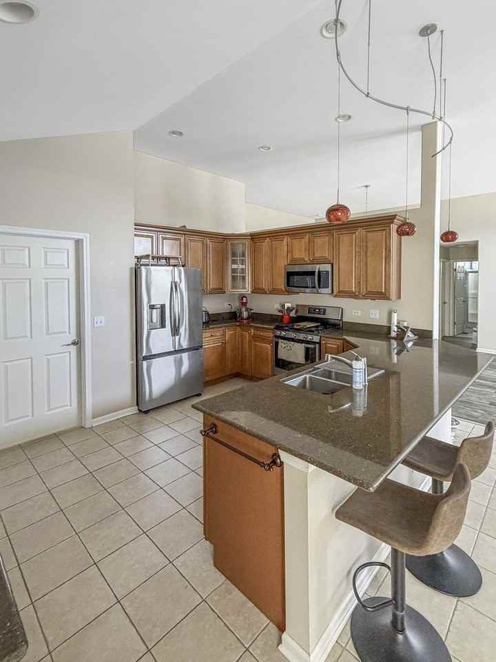 1387 Prescott Dr - Photo 6 of 19