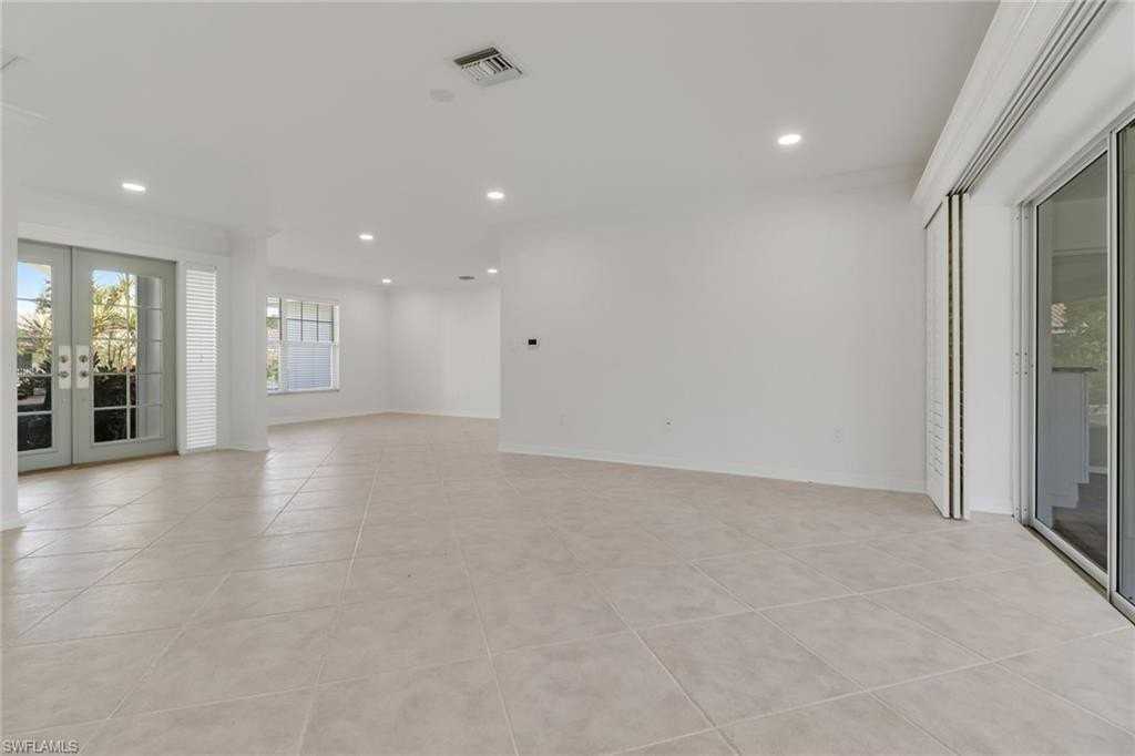 750 Southern Pines Dr - Photo 6 of 42