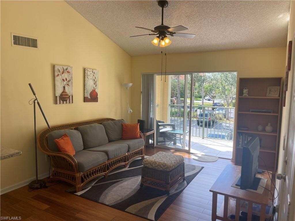 1260 Wildwood Lakes Blvd Apt 201 #201 - Photo 6 of 19