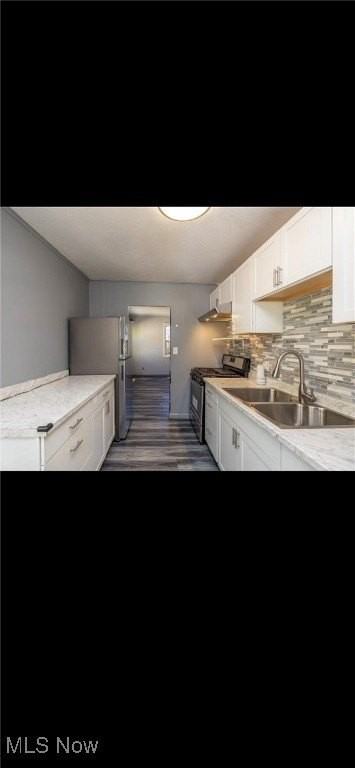 207 Fairlawn Ave - Photo 4 of 8