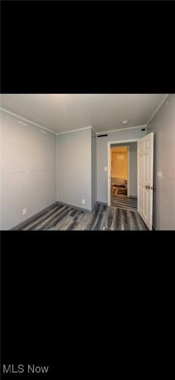 207 Fairlawn Ave - Photo 6 of 8