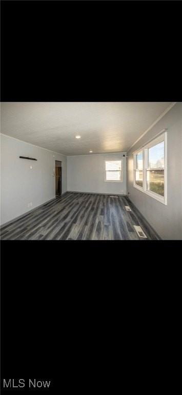 207 Fairlawn Ave - Photo 7 of 8