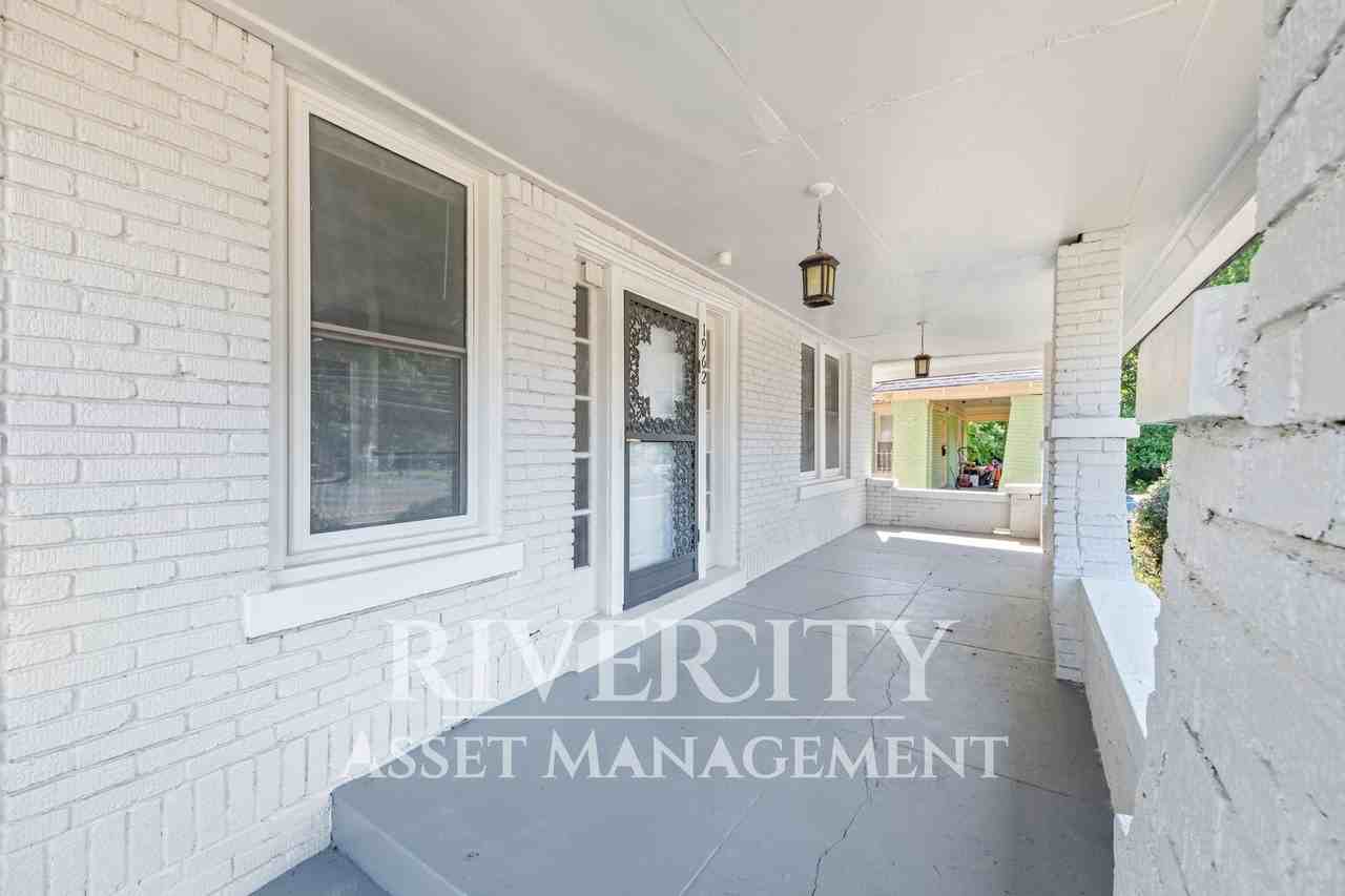 1962 Lamar Ave #1 - Photo 5 of 28