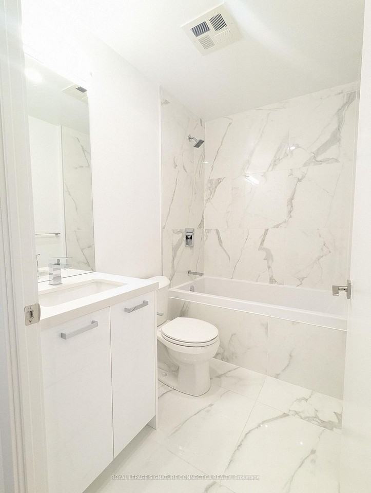 195 McCaul Street #714 - Photo 5 of 11