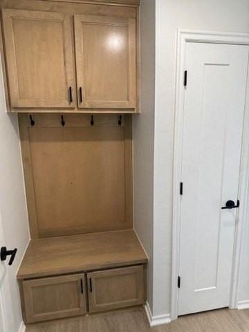 705 Elena Dr - Photo 5 of 31