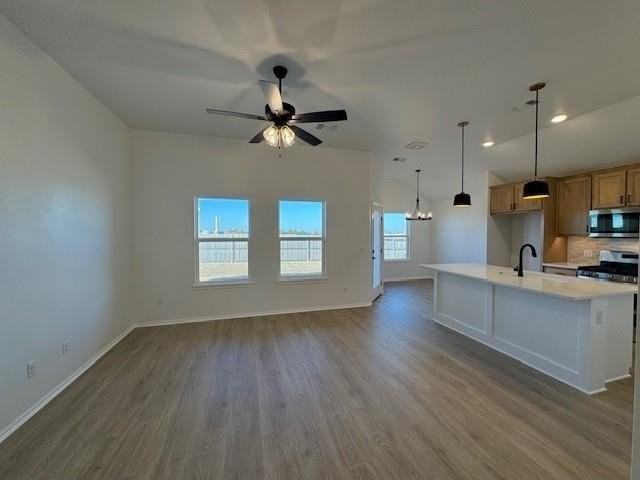 705 Elena Dr - Photo 7 of 31