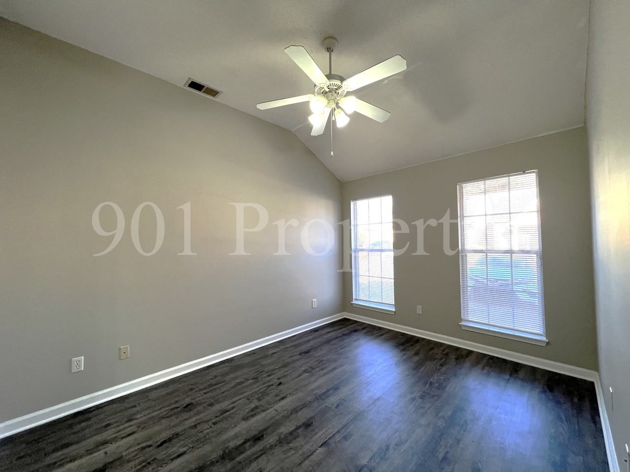 9851 Maggie Woods Ln #1 - Photo 4 of 8