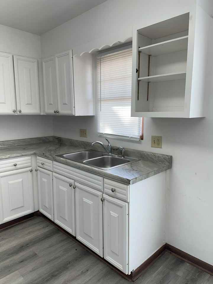 Starview Dr #1510 - Photo 2 of 17