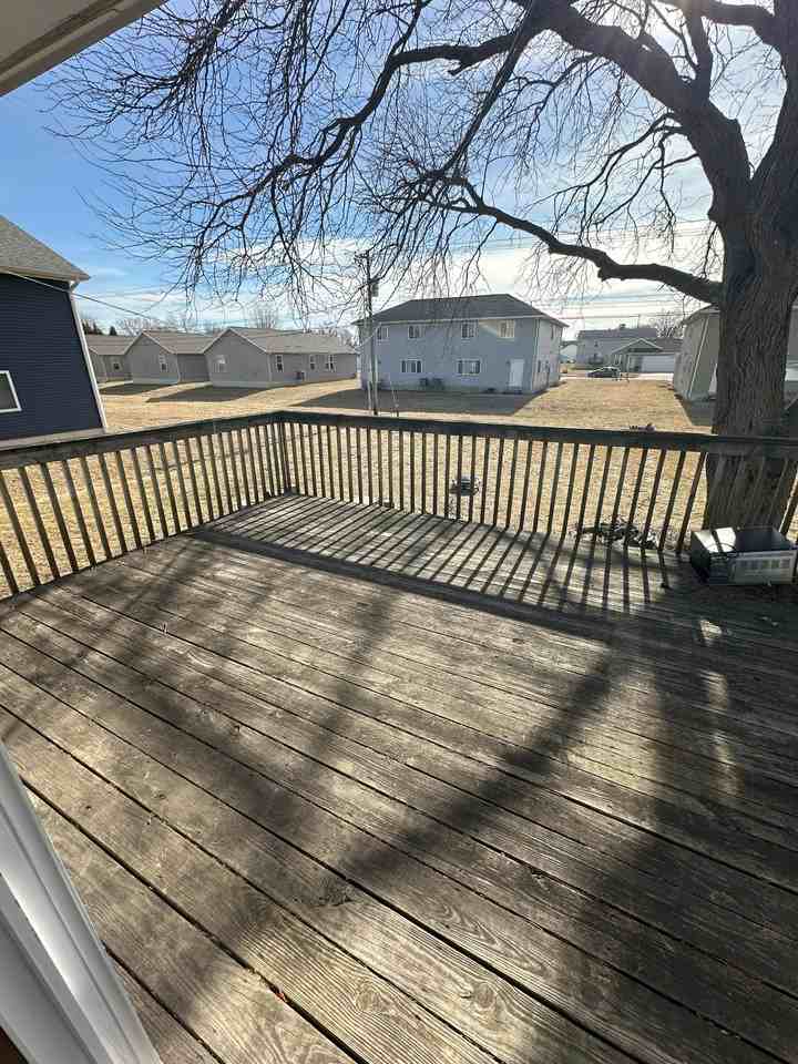 Starview Dr #1510 - Photo 4 of 17