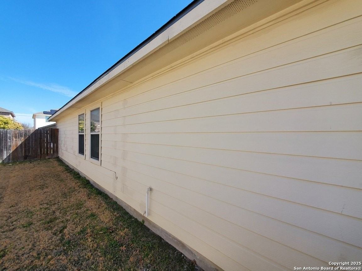 10921 Geneva Vale - Photo 4 of 27