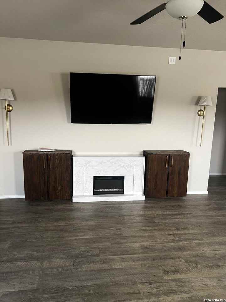 7602 Alameda Bch - Photo 7 of 39