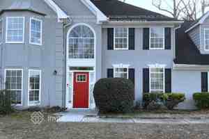 featured image of 612 Lone Oak Ct