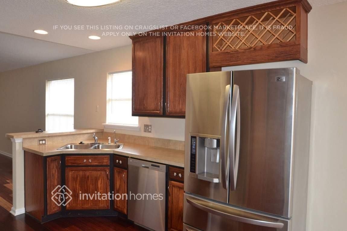 10612 Indigo Hills Ln - Photo 3 of 8