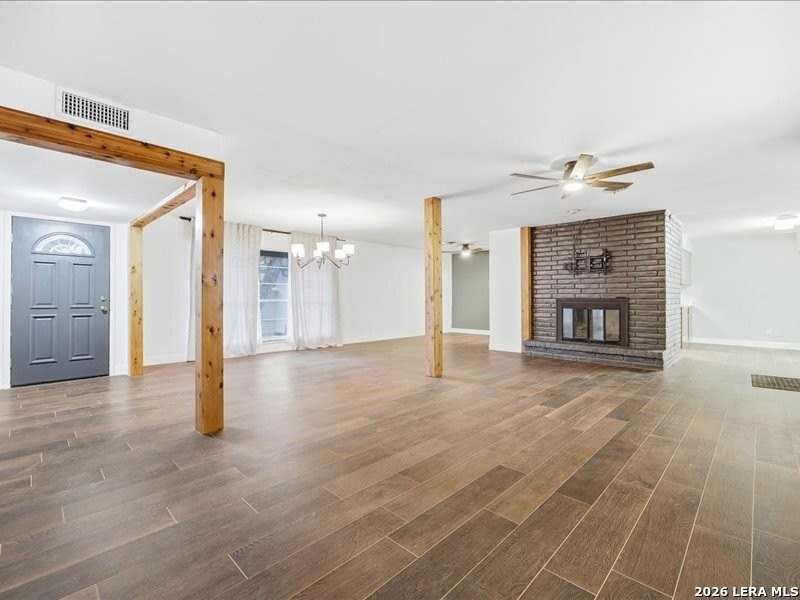 619 Patricia - Photo 5 of 35