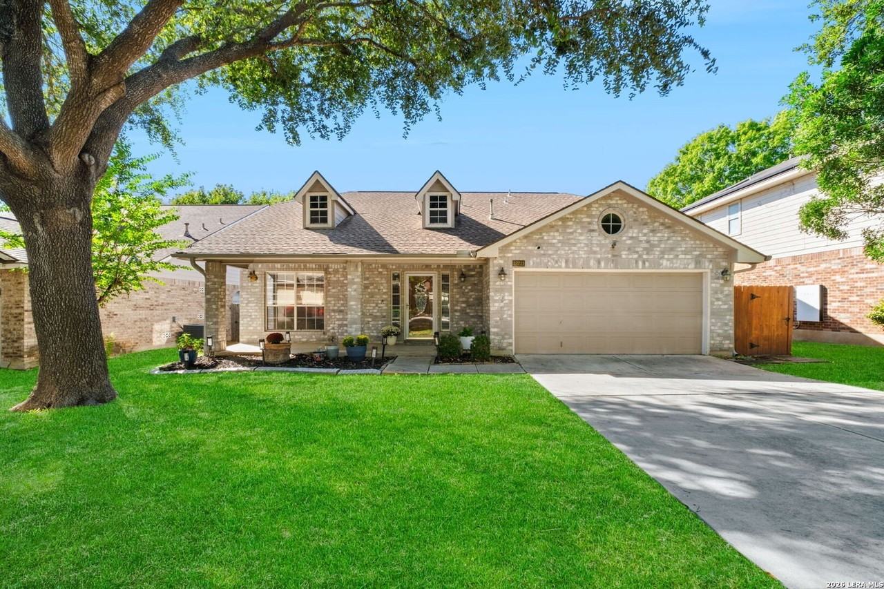 12211 Hart Crst - Photo 4 of 43