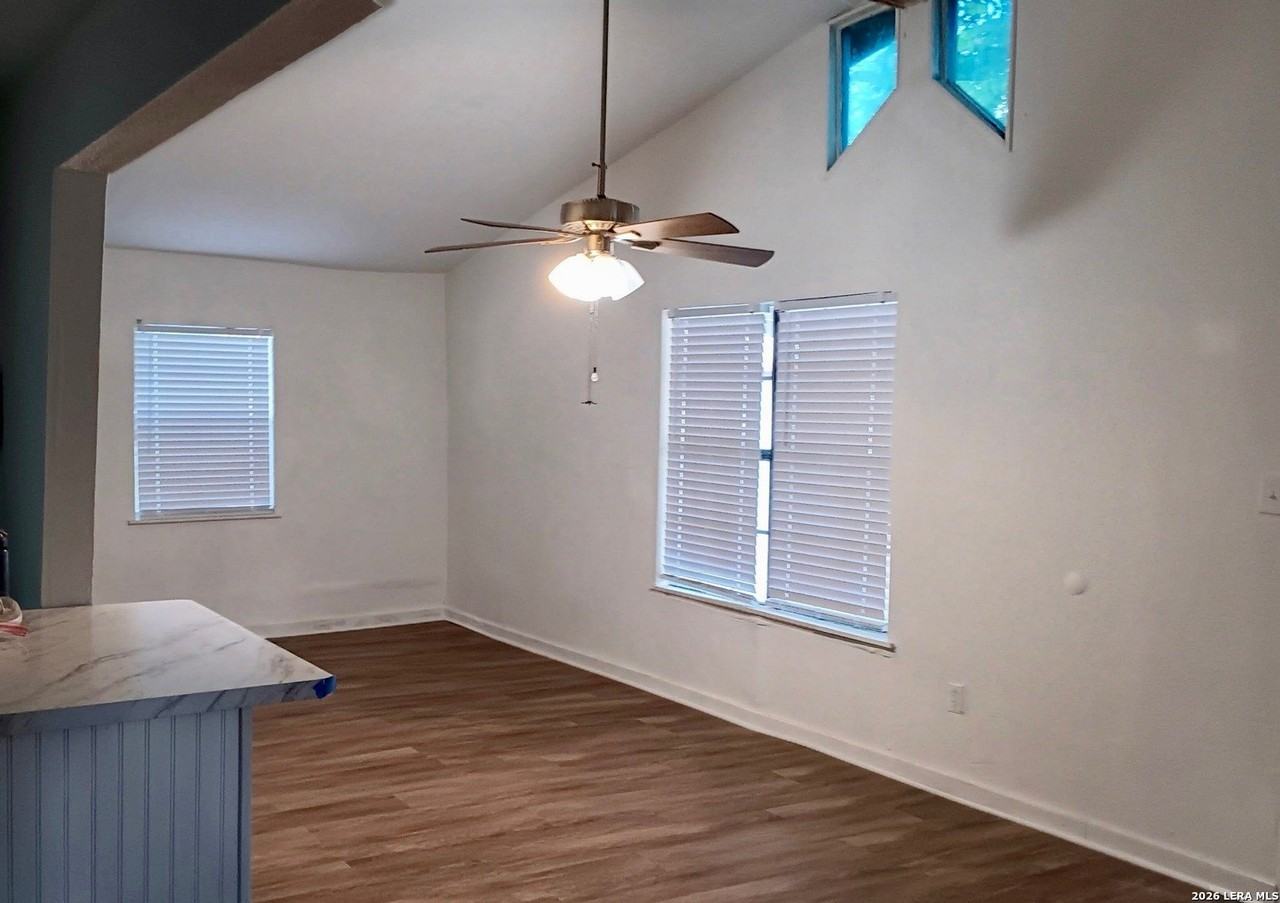 2200 Abdo Ln - Photo 5 of 11