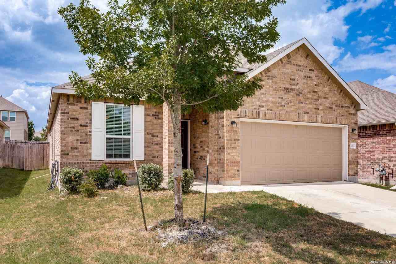 13923 Knob Crk - Photo 2 of 27